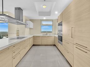 17301 Biscayne Blvd 2301, North Miami Beach FL 33160