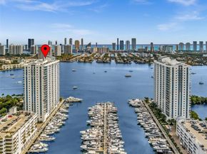 17301 Biscayne Blvd 2301, North Miami Beach FL 33160