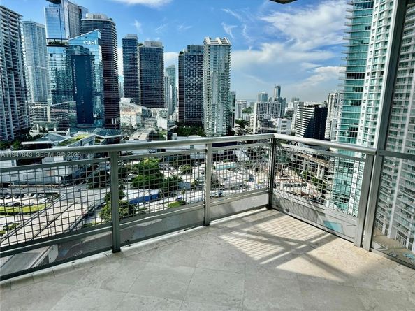 350 S Miami Ave 3008, Miami FL 33130