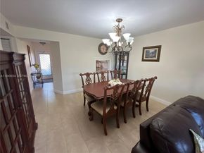 2 Briarwood Cir 112, Hollywood FL 33024