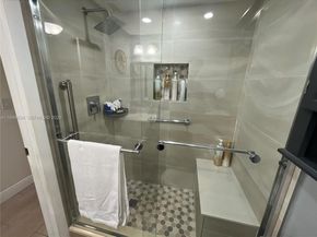 2 Briarwood Cir 112, Hollywood FL 33024