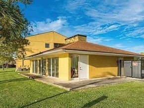 15480 SW 82nd Ln 228, Miami FL 33193