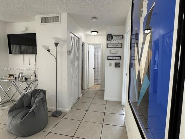 15480 SW 82nd Ln 228, Miami FL 33193