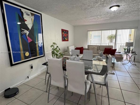 15480 SW 82nd Ln 228, Miami FL 33193