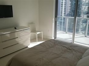 1111 SW 1st Ave 3516N, Miami FL 33130