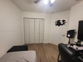 13906 SW 173rd Ter 13906, Miami FL 33177