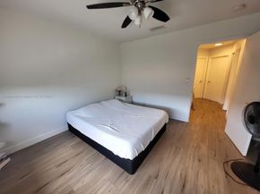 13906 SW 173rd Ter 13906, Miami FL 33177