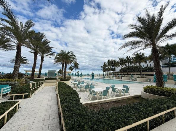 2501 S Ocean Dr 1405, Hollywood FL 33019