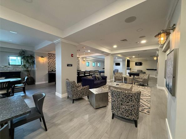 2501 S Ocean Dr 1405, Hollywood FL 33019