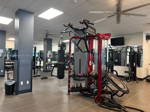 2501 S Ocean Dr 1405, Hollywood FL 33019