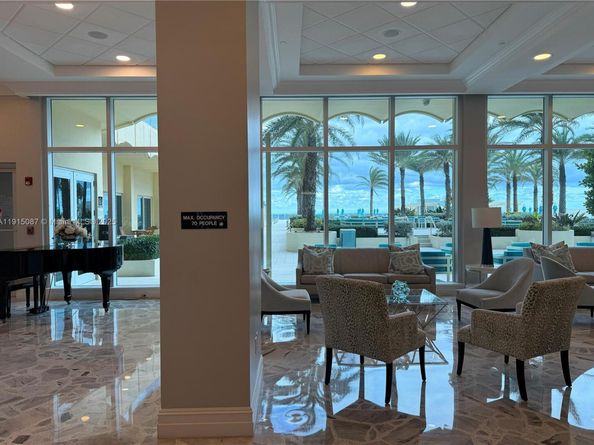 2501 S Ocean Dr 1405, Hollywood FL 33019