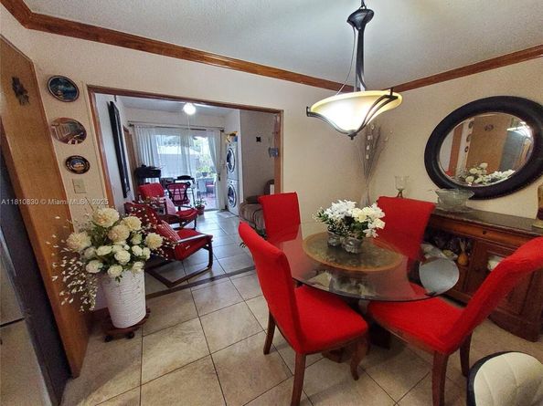 11389 SW 65th St, Miami FL 33173