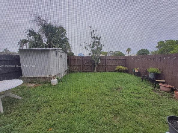11389 SW 65th St, Miami FL 33173