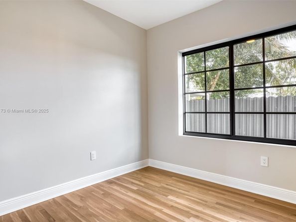 1145 SW 20th Ave, Miami FL 33135