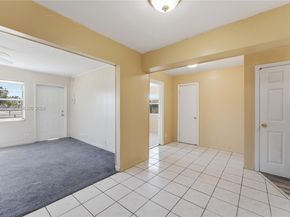 1017 NW 8th St, Hallandale Beach FL 33009