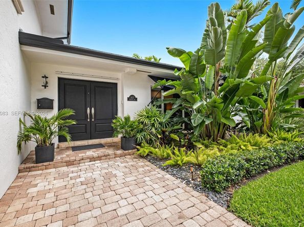 1437 Baracoa Ave, Coral Gables FL 33146