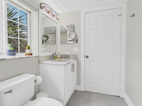 2009 SE 10th Ave 322, Fort Lauderdale FL 33316