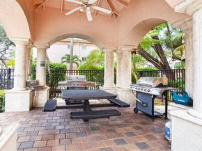 2009 SE 10th Ave 322, Fort Lauderdale FL 33316