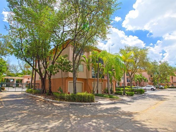 2009 SE 10th Ave 322, Fort Lauderdale FL 33316