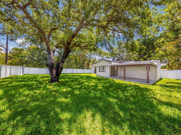 53 NW 107th St, Miami Shores FL 33168