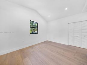 53 NW 107th St, Miami Shores FL 33168
