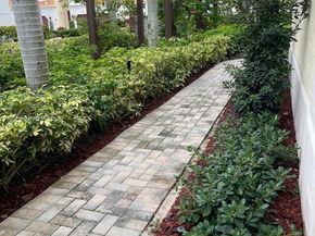 5565 NE Trieste Way, Boca Raton FL 33487