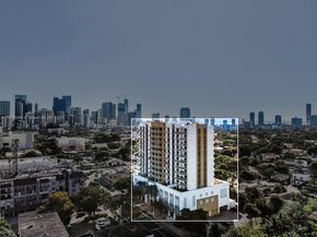 900 SW 8th St 1208, Miami FL 33130