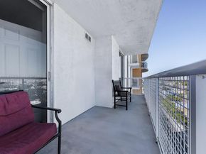 900 SW 8th St 1208, Miami FL 33130