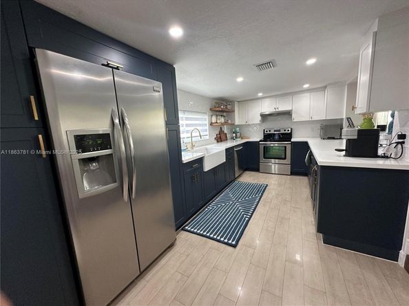 7310 SW 31st St, Miami FL 33155