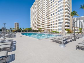 1965 S Ocean Dr 18K, Hallandale Beach FL 33009
