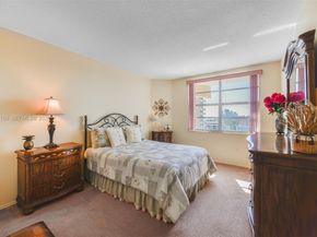 1965 S Ocean Dr 18K, Hallandale Beach FL 33009