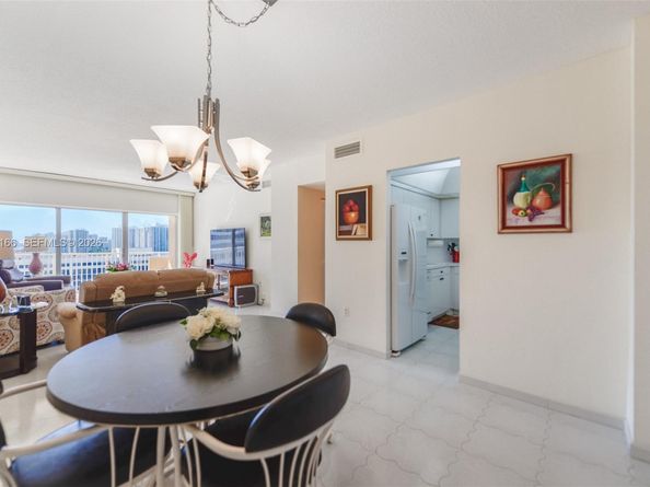 1965 S Ocean Dr 18K, Hallandale Beach FL 33009