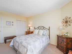 1965 S Ocean Dr 18K, Hallandale Beach FL 33009