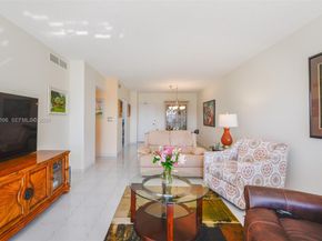 1965 S Ocean Dr 18K, Hallandale Beach FL 33009