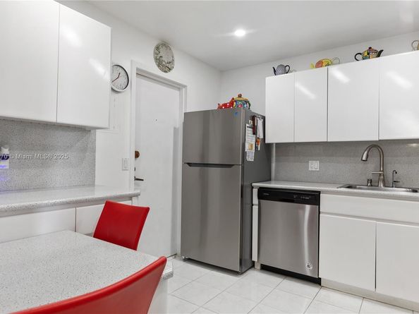 2101 S Ocean Dr 2707, Hollywood FL 33019