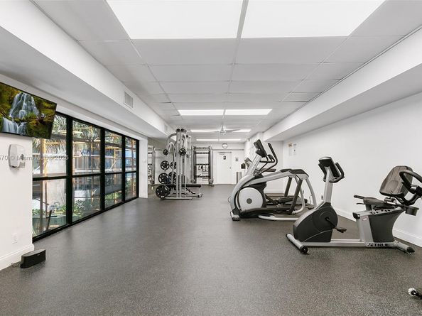 2101 S Ocean Dr 2707, Hollywood FL 33019