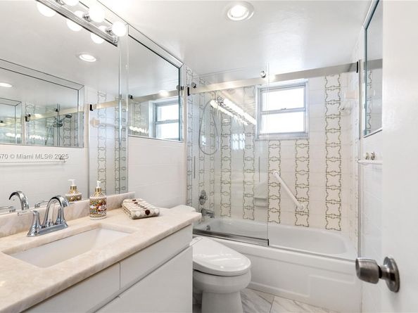 2101 S Ocean Dr 2707, Hollywood FL 33019