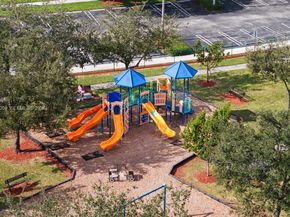 1980 SE 23rd Ave, Homestead FL 33035