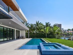 493 Holiday Dr, Hallandale Beach FL 33009