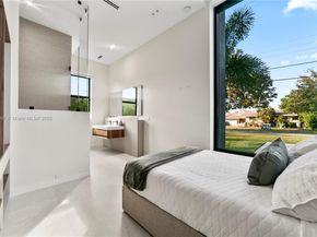 493 Holiday Dr, Hallandale Beach FL 33009