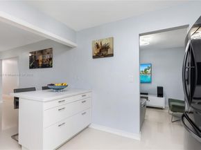 2670 SW 119th Ct, Miami FL 33175