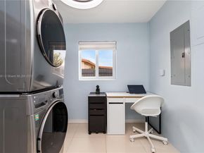 2670 SW 119th Ct, Miami FL 33175