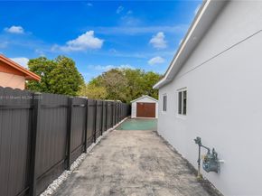 2670 SW 119th Ct, Miami FL 33175