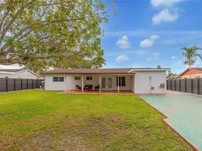 2670 SW 119th Ct, Miami FL 33175