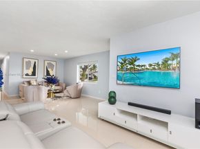 2670 SW 119th Ct, Miami FL 33175