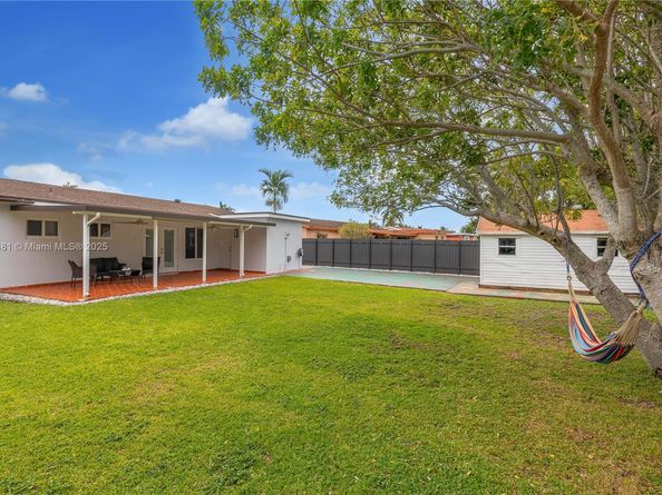 2670 SW 119th Ct, Miami FL 33175