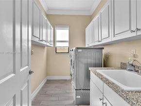 9172 E Leon Cir E, Parkland FL 33076