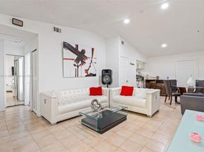13 NW 108th Ct, Miami FL 33172