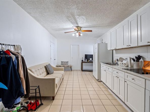 13 NW 108th Ct, Miami FL 33172