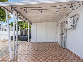 13 NW 108th Ct, Miami FL 33172
